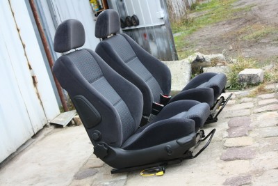 recaro.jpg
