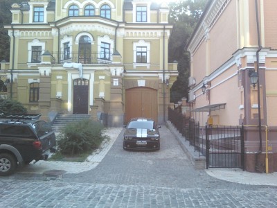 IMG202-01.jpg