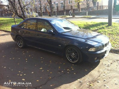 bmw_m5__93144366fx.jpg