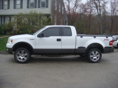 2005-ford-f-150-4-dr-fx4-4wd-extended-cab-stepside-6.5-ft.-sb-pic-17955.jpeg