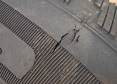 TYRE03.jpg