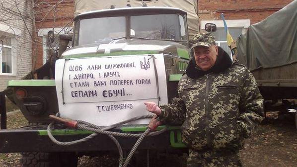 B1cq7pZIYAExhJ1.jpg large.jpg