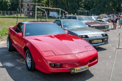 oldcar_1.jpg