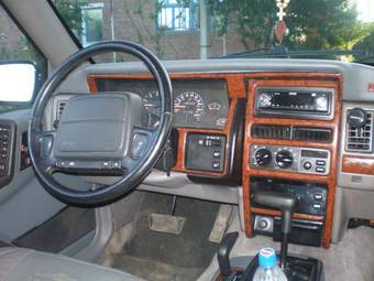 jeep_grand_cherokee_1993.jpg