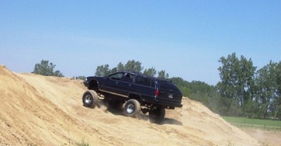 chevrolet_caprice_4x4_station_wagon3.jpg