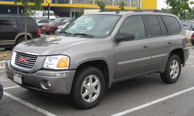 800px-06-08_GMC_Envoy.jpg