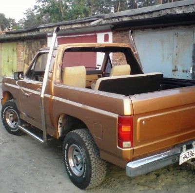 MotoBronco.jpg