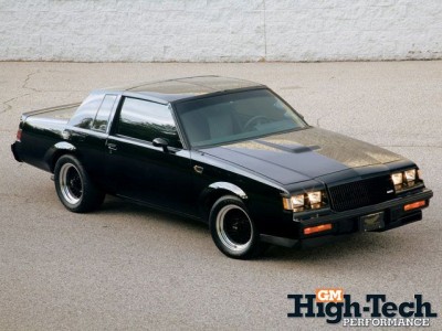 0903gmhtp_01_z+1987_buick_grand_national+front_view.jpg